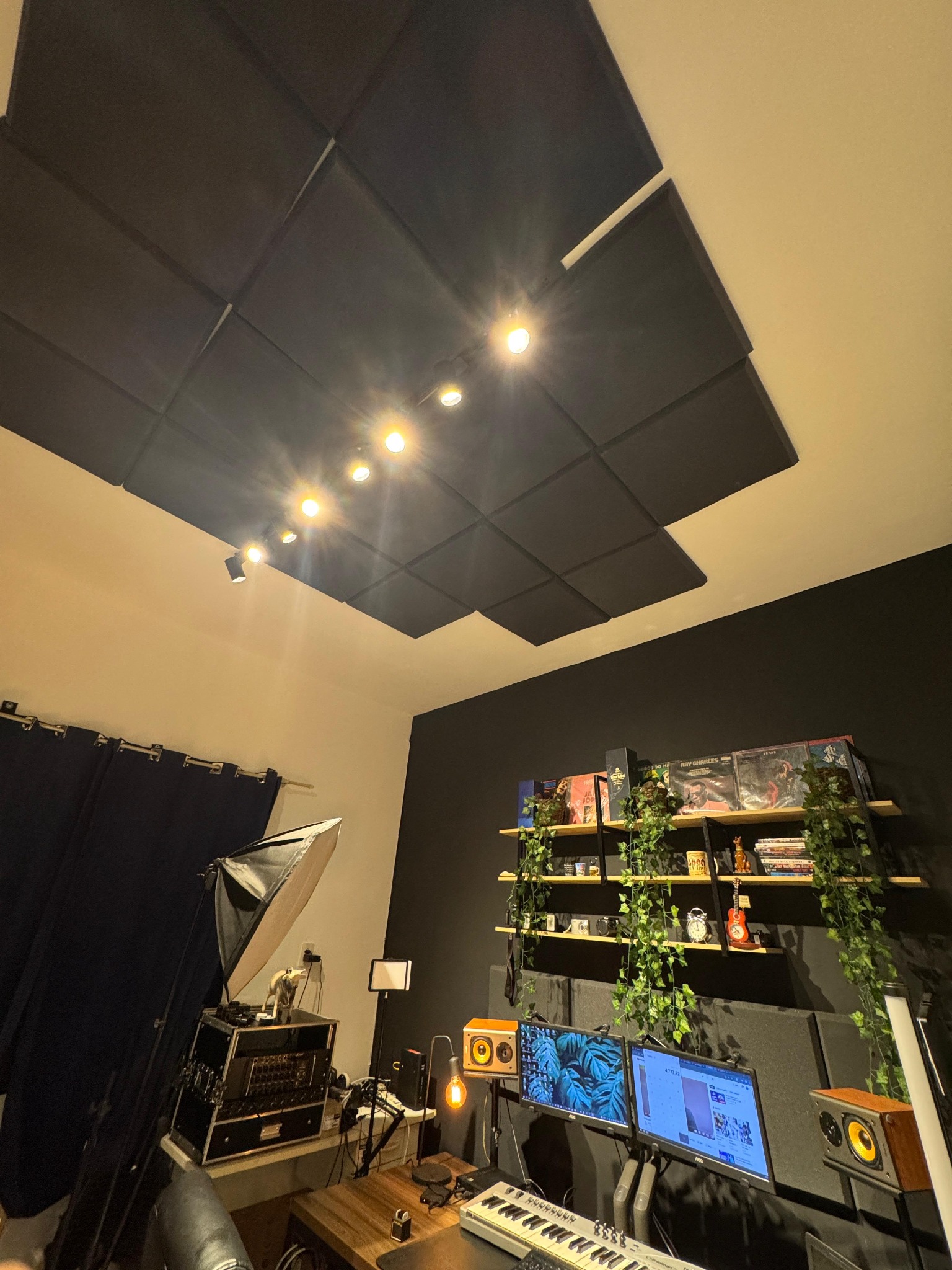 Sala do est&uacute;dio preparada para capta&ccedil;&atilde;o ao vivo